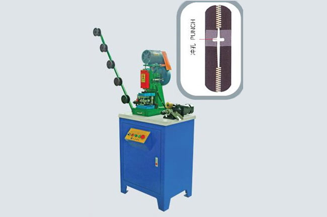 全自動開口沖孔機（TYM-209M）