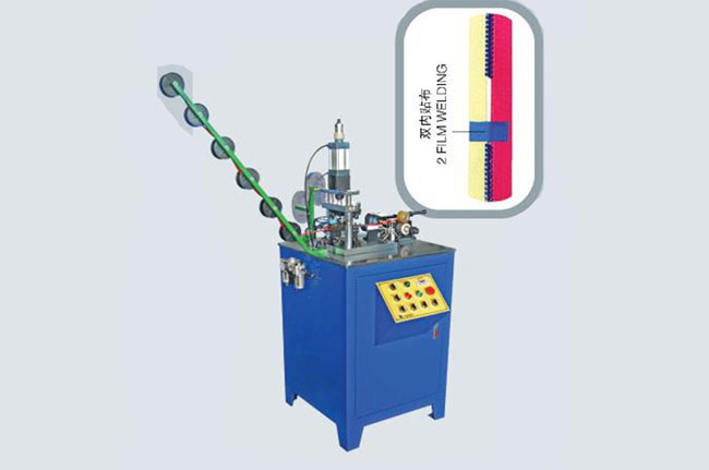 全自動雙內(nèi)貼布機（TYM-205D）